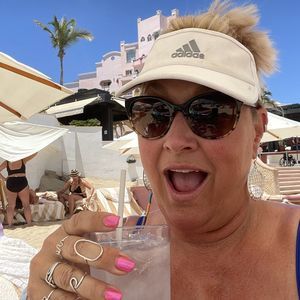 Meet your Posher, Deborah